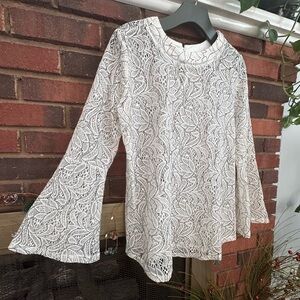 #9)  Ultra pink bell sleeve gorgeous top. Excellent condition.